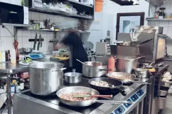 Rekomendasi Peralatan Dapur untuk Memulai Bisnis Restoran