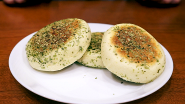 resep-mudah-membuat-roti-sederhana-dari-inggris-roti-english-muffin-isi-mozarella
